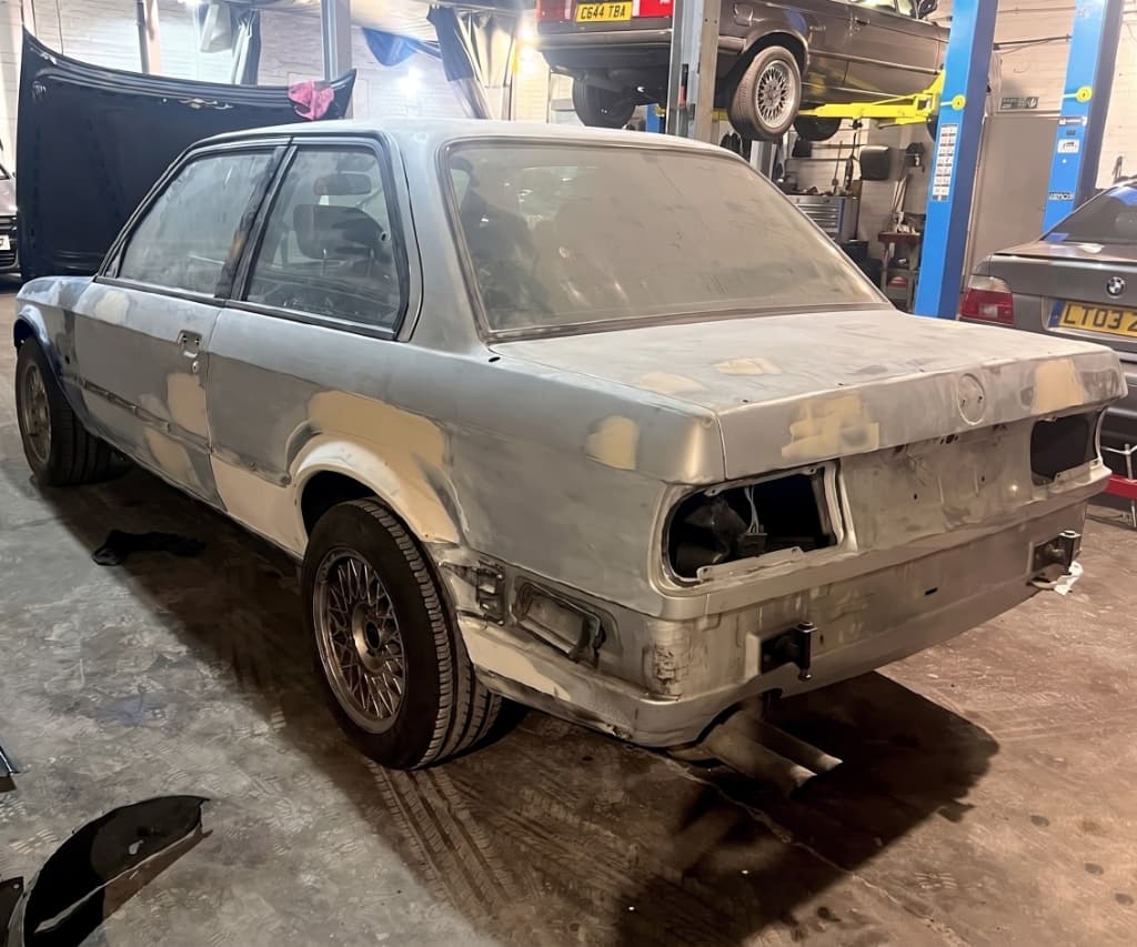 BMW E30 - Restoration